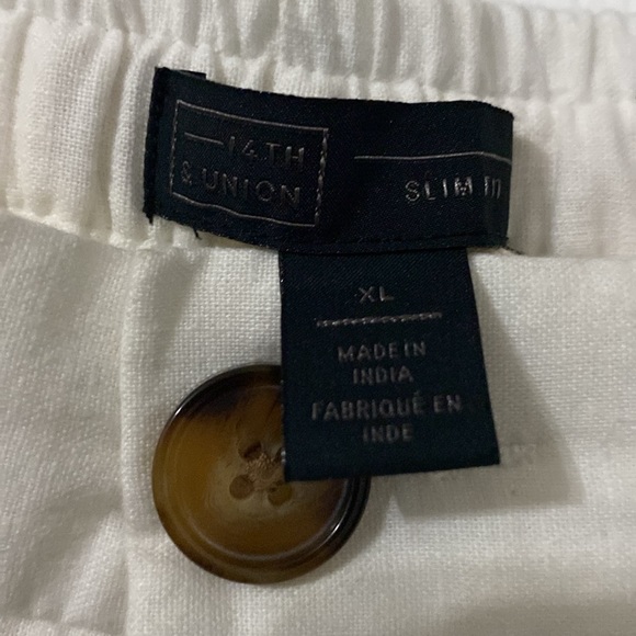 Men’s White Pants - Picture 4 of 5